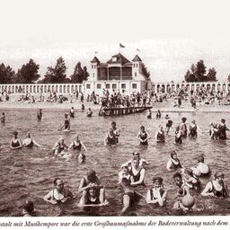 Badeanstalt nach dem Ersten Weltkrieg